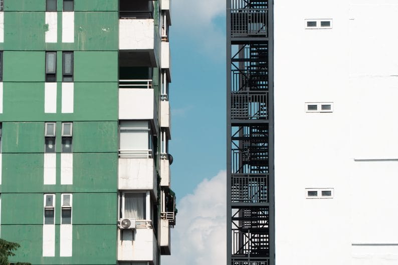 Antes de comprar o apartamento, leia as atas do condomínio