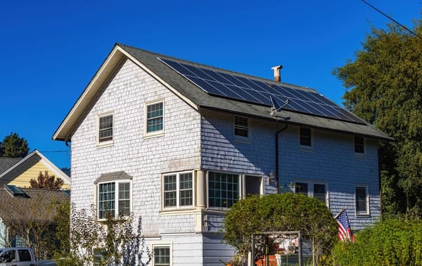 Painéis solares: o que saber em apartamento e moradia