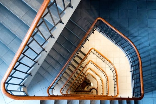 Piso, andar e elevador: como influenciam o preço