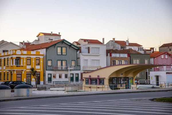 Comprar casa para arrendar no verao: as contas que ninguem faz antes de assinar