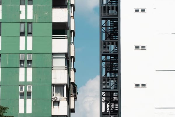 Antes de comprar o apartamento, leia as atas do condomínio